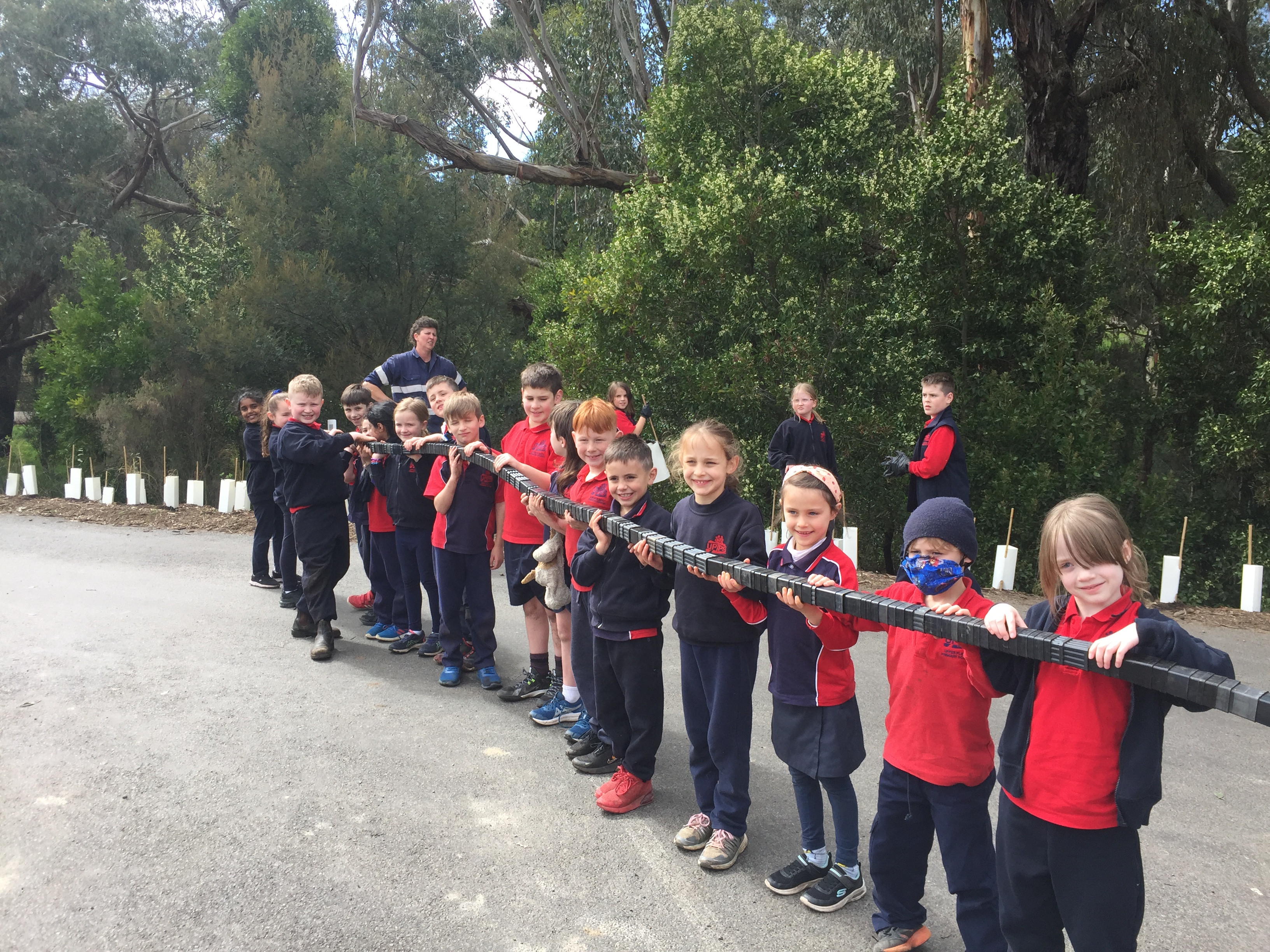 Upper Plenty PS planting day 2022